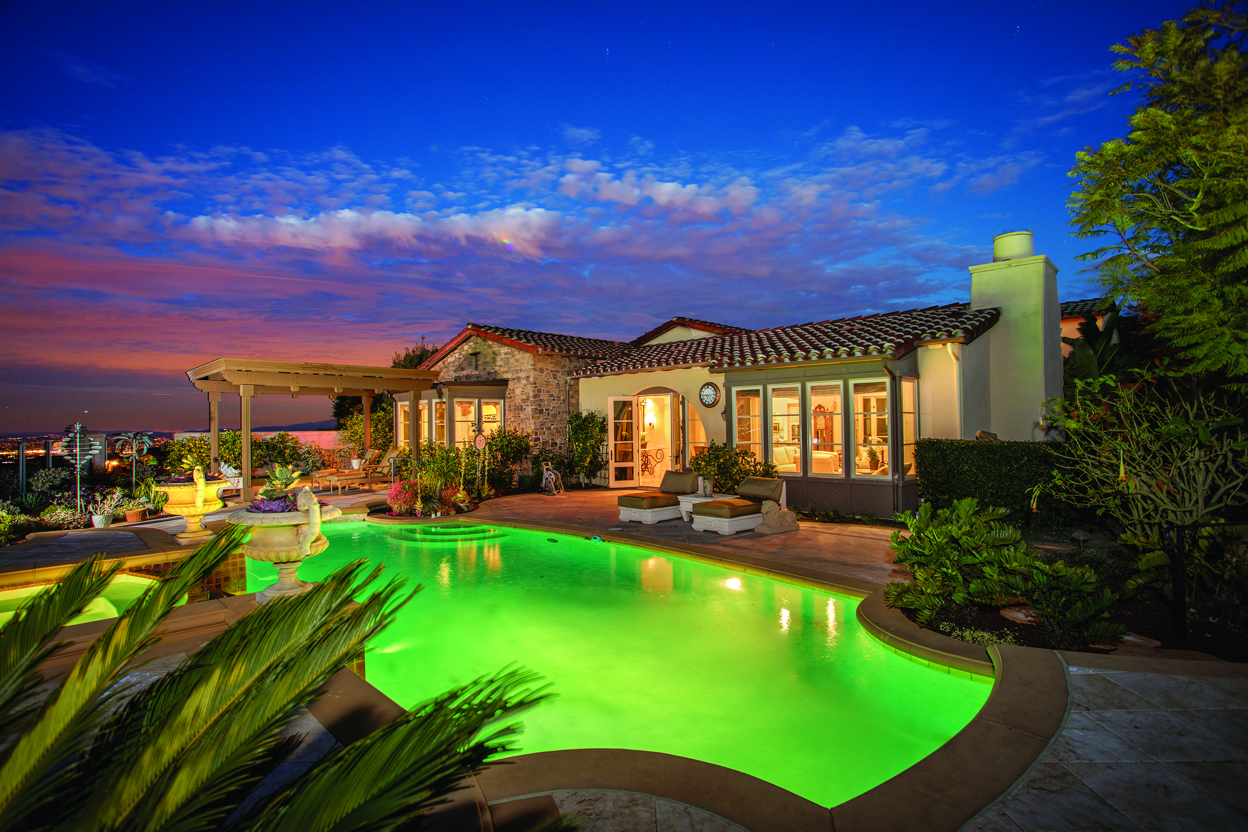 Featured Property Newport Beach Home Captures Outdoor’s Beauty
