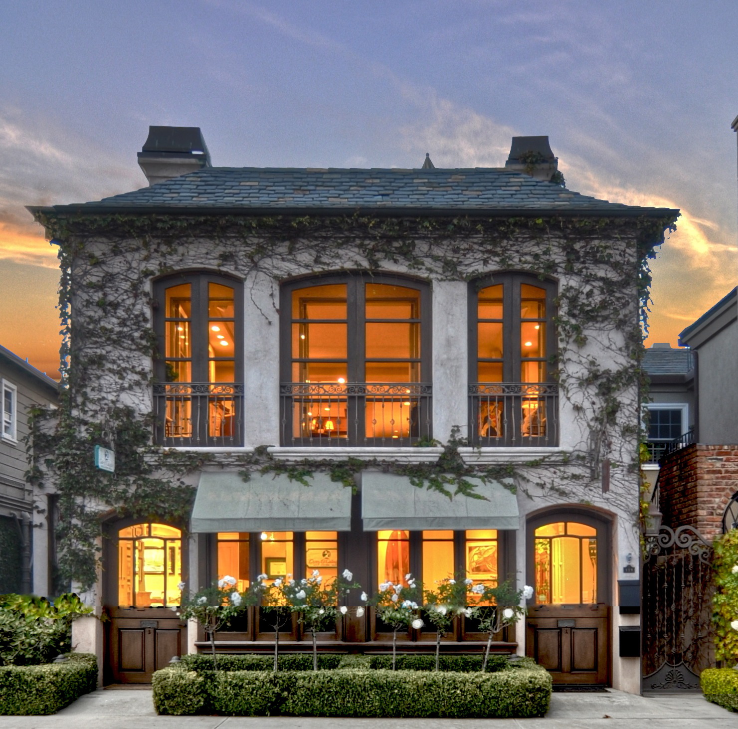 Urban-chic Lifestyle Blends Seamlessly With Parisian Flair